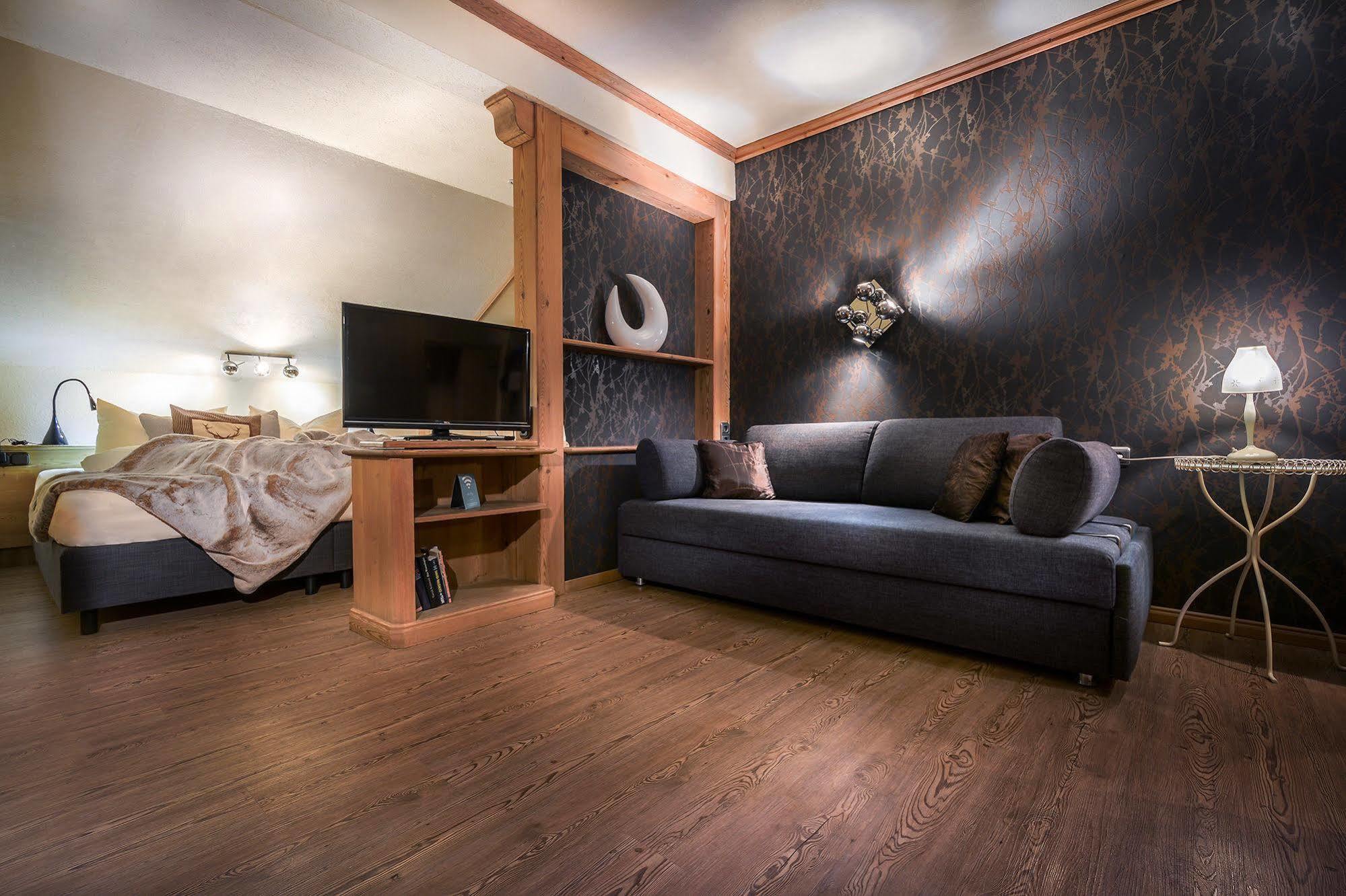 Dreimaederlhaus - Vegetarische Boutique 3*